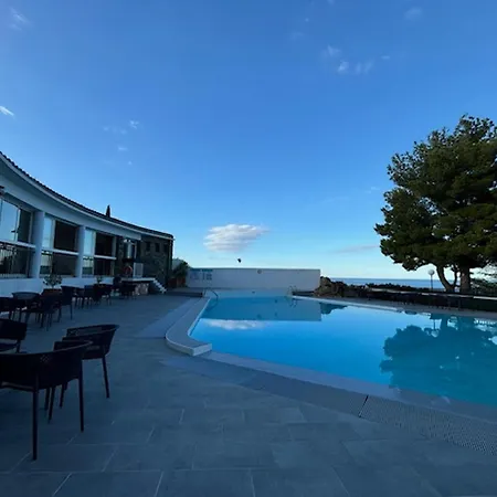 Charmante Maison Securisee Avec Piscine A Collioure - Fr-1-309-454 Exterior photo